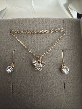 YANBAL Gold Butterfly Crystal Necklace & Earrings Set - Elegant Women's Jewelry